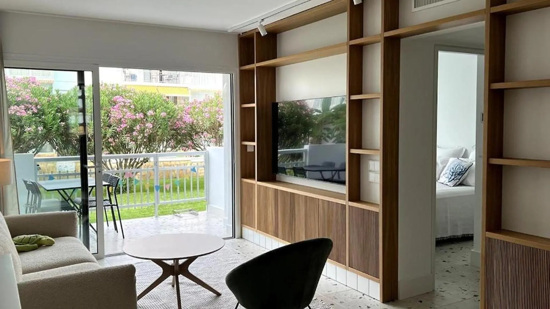 Fuengirola Beachfront Apartment - Kids Concept 0*,